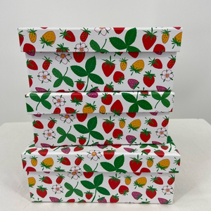 Flying‎ tiger, 3 Boxes with strawberry pattern on outside and Red lining inside